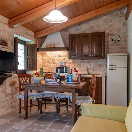 Authentic Apulian Oasis Inside Trulli With Pool * Castellana Grotte