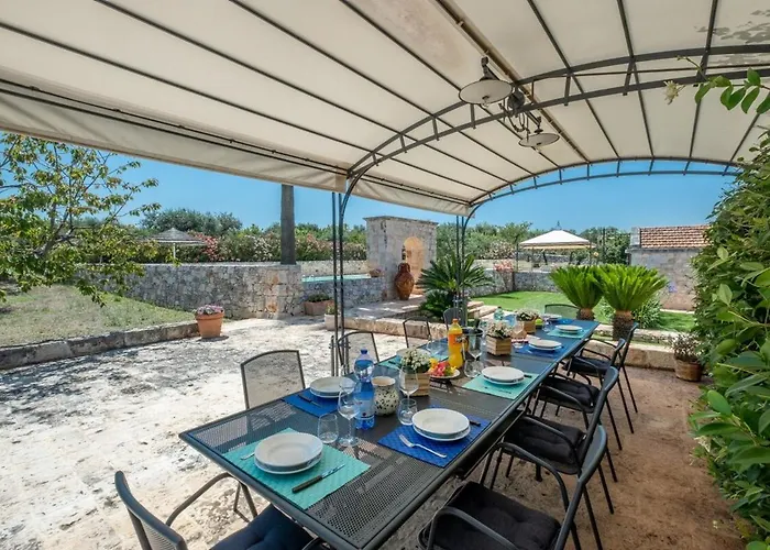 Villa Authentic Apulian Oasis Inside Trulli With Pool Castellana Grotte