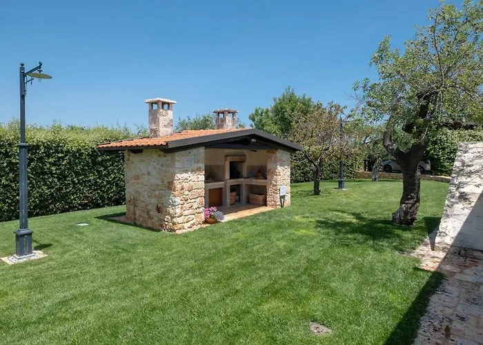 Authentic Apulian Oasis Inside Trulli With Pool Villa