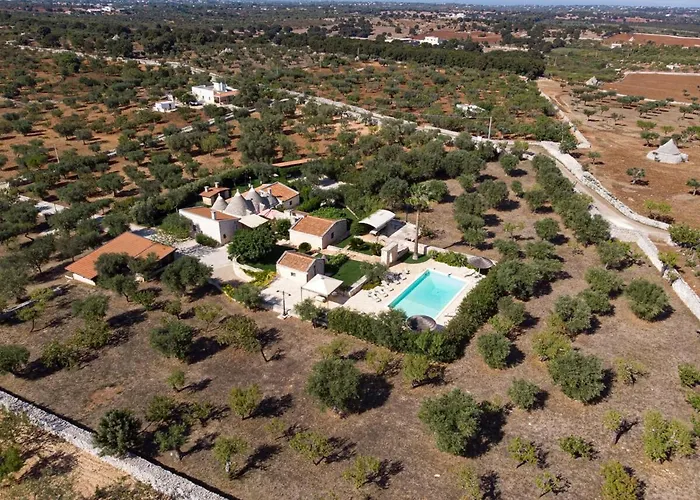 Authentic Apulian Oasis Inside Trulli With Pool Castellana Grotte