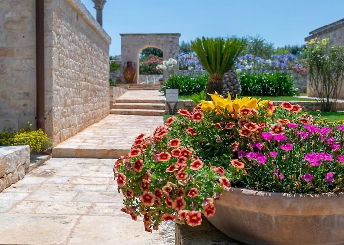 Authentic Apulian Oasis Inside Trulli With Pool * Castellana Grotte